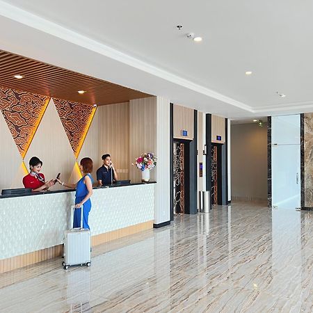 D'Primahotel Airport Sultan Hasanuddin Makassar Sudiang Ngoại thất bức ảnh